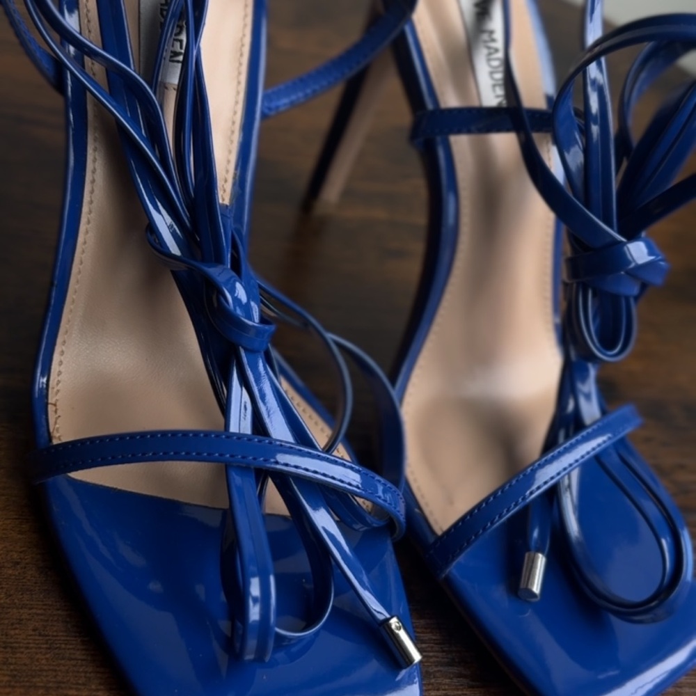 Steve Madden Royal Blue Patent Lace Up Square Toe Heels 9.5